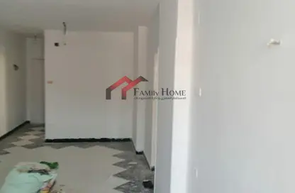 Apartment - 2 Bedrooms - 1 Bathroom for sale in Masaken Saqr Quraish St. - 10th District - Nasr City - Cairo