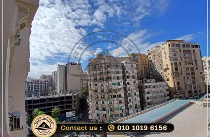 Apartment - 4 Bedrooms - 3 Bathrooms for rent in Mohamed Fawzy Moaz St. - Smouha - Hay Sharq - Alexandria