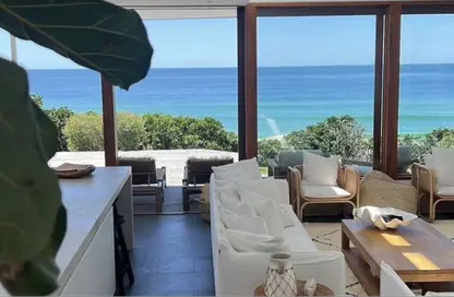 Chalet - 2 Bedrooms - 2 Bathrooms for sale in Mountain View - Ras Al Hekma - North Coast