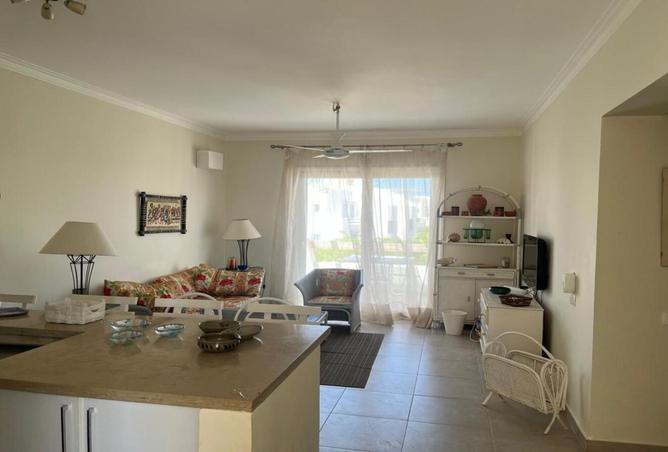 8330299 - Property Image 2