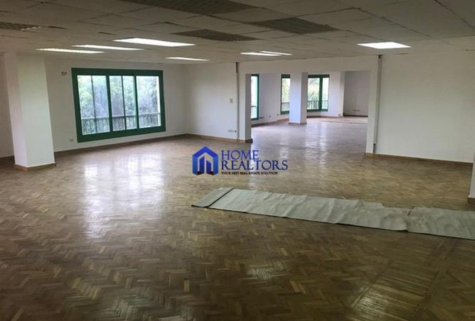 8160389 - Property Image 2