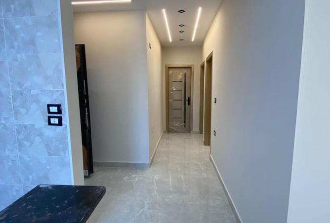 8196329 - Property Image 2