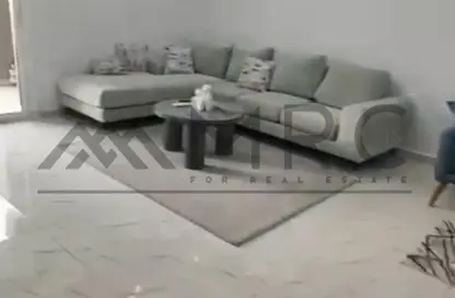 Apartment - 2 Bedrooms - 3 Bathrooms for rent in The Residences - Hyde Park - New Cairo City - Cairo