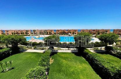 Chalet - 2 Bedrooms - 2 Bathrooms for sale in Empire Resort - Al Ain Al Sokhna - Suez
