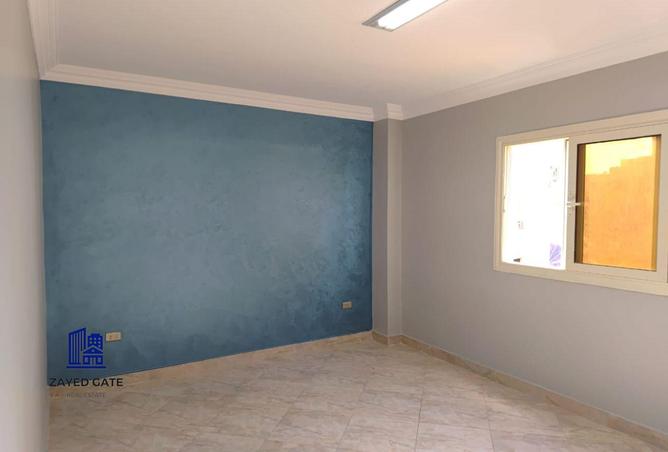 8441688 - Property Image 3