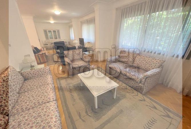 8073990 - Property Image 2
