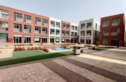 Retail - Studio - 2 Bathrooms for rent in The Courtyard - 12th District - Sheikh Zayed City - Giza