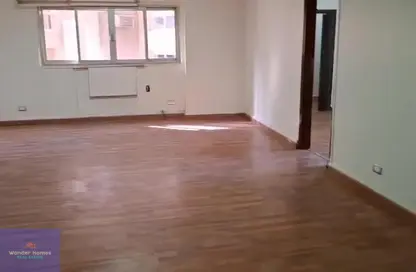 Apartment - 3 Bedrooms - 1 Bathroom for sale in Misr Helwan Agriculture Road - Maadi - Hay El Maadi - Cairo