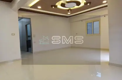 شقة - 3 غرف نوم - 2 حمامات للايجار في شارع عمر خورشيد - البنفسج 10 - البنفسج - مدينة القاهرة الجديدة - القاهرة