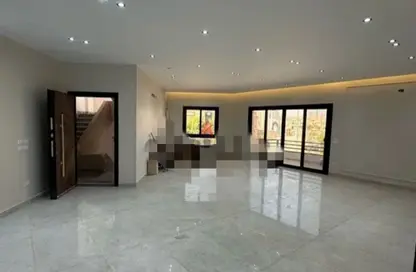 شقة - 3 غرف نوم - 3 حمامات للايجار في شارع البستان - الحي التاسع - الشيخ زايد - الجيزة