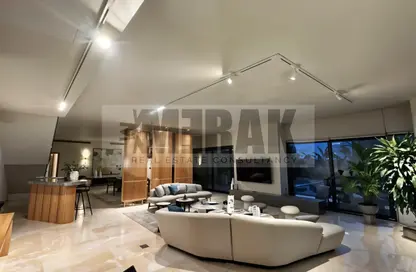 Penthouse - 3 Bedrooms - 4 Bathrooms for sale in Swan Lake Residence - 5th Settlement Compounds - The 5th Settlement - New Cairo City - Cairo