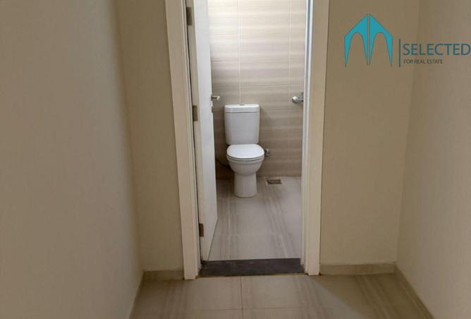 8232298 - Property Image 3