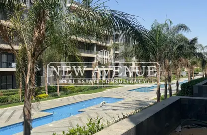 Apartment - 2 Bedrooms - 2 Bathrooms for sale in El Patio Oro - 5th Settlement Compounds - The 5th Settlement - New Cairo City - Cairo