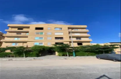 Apartment - 3 Bedrooms - 2 Bathrooms for sale in El Shorouk Compounds - Shorouk City - Cairo