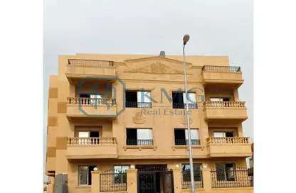 Apartment - 4 Bedrooms - 3 Bathrooms for sale in El Yasmeen 1 - El Yasmeen - New Cairo City - Cairo
