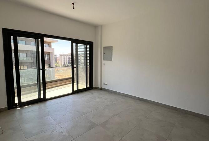 8304221 - Property Image 3