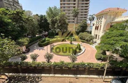 Apartment - 3 Bedrooms - 3 Bathrooms for rent in Mohamed Mazhar St. - Zamalek - Cairo