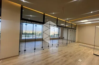 Office Space - Studio - 2 Bathrooms for rent in Lake View Residence - 5th Settlement Compounds - The 5th Settlement - New Cairo City - Cairo