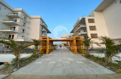 Apartment - 3 Bedrooms - 3 Bathrooms for sale in Mountain View Hyde Park - 5th Settlement Compounds - The 5th Settlement - New Cairo City - Cairo