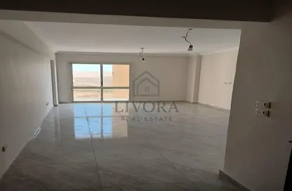Apartment - 2 Bedrooms - 1 Bathroom for rent in Degla Palms - Al Wahat Road - 6 October City - Giza