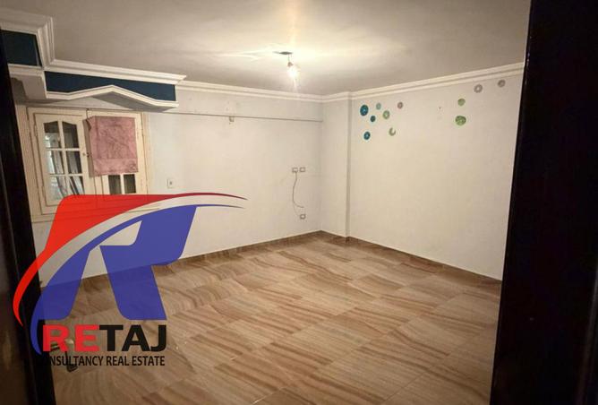 8378825 - Property Image 2