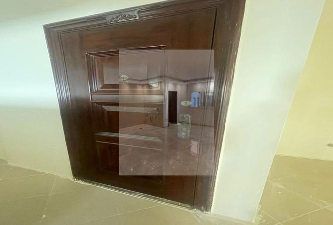7945229 - Property Image 2