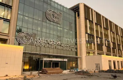 Office Space - Studio - 2 Bathrooms for sale in One Ninety Mall - South Teseen St. - The 5th Settlement - New Cairo City - Cairo