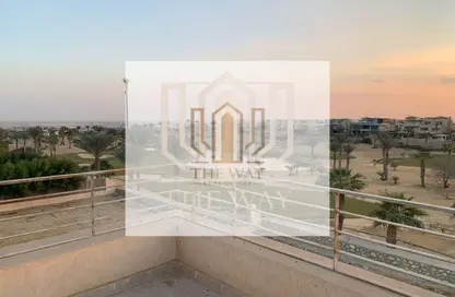 Villa - 5 Bedrooms - 6 Bathrooms for sale in New Giza - Cairo Alexandria Desert Road - 6 October City - Giza