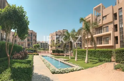 (بنتهاوس  (روف - 4 غرف نوم - 4 حمامات للبيع في مون ريزيدنس - فيفث سكوير - التجمع الخامس - مدينة القاهرة الجديدة - القاهرة