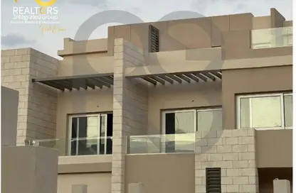 Townhouse - 5 Bedrooms - 4 Bathrooms for sale in Tawny Hyde Park - 6 October Compounds - 6 October City - Giza Townhouse - 5 Bedrooms - 4 Bathrooms for sale in Tawny Hyde Park - 6 October Compounds - 6 October City - Giza