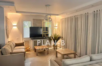 Apartment - 3 Bedrooms - 3 Bathrooms for rent in Casa - Sheikh Zayed Compounds - Sheikh Zayed City - Giza