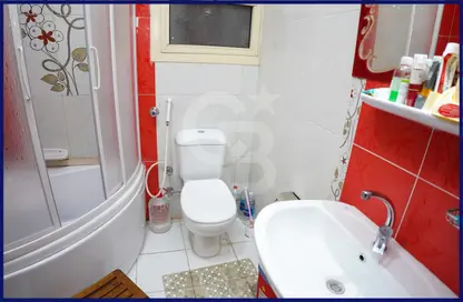 شقة - 3 غرف نوم - 2 حمامات للبيع في طريق الجيش - كليوباترا - حي شرق - الاسكندرية