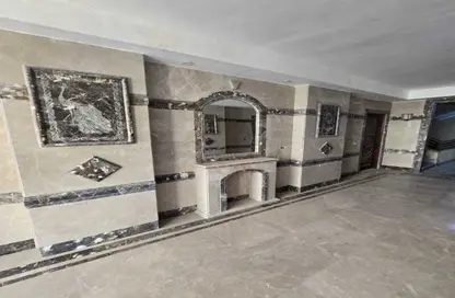 Apartment - 3 Bedrooms - 3 Bathrooms for sale in 1st Neighborhood - 7th Area - Shorouk City - Cairo