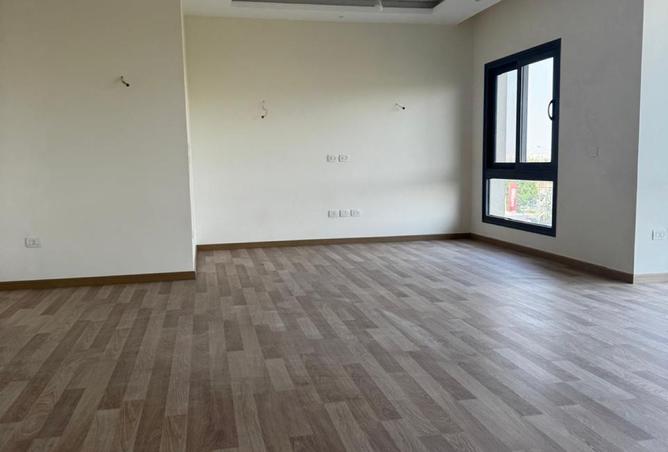 8281596 - Property Main Image