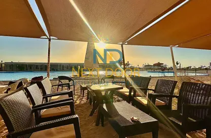 كبينه - غرفة نوم - 1 حمام للايجار في هاسييندا وايت - سيدي عبد الرحمن - الساحل الشمالي