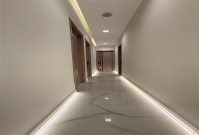 8325389 - Property Image 3