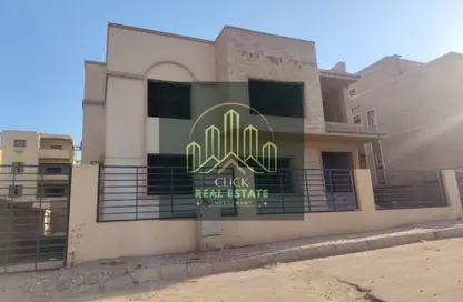 فيلا - 8 غرف نوم - 8 حمامات للبيع في شارع 30 - الحي الثالث عشر - الشيخ زايد - الجيزة