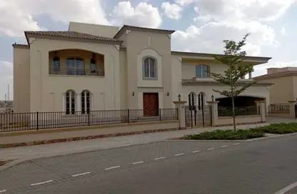 Villa - 4 Bedrooms - 5 Bathrooms for sale in Celesta Hills - Uptown Cairo - Mokattam - Cairo