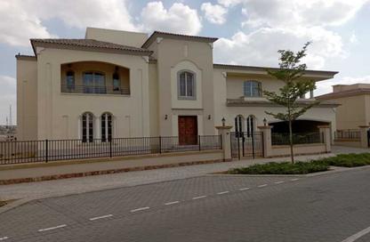 Villa - 5 Bedrooms - 6 Bathrooms for sale in Celesta Hills - Uptown Cairo - Mokattam - Cairo