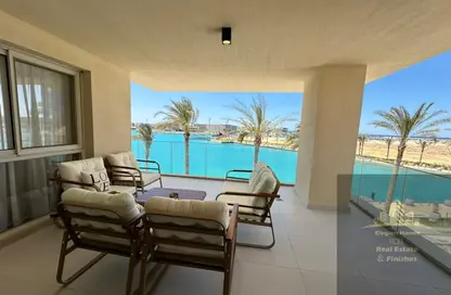 شاليه - 3 غرف نوم - 4 حمامات للايجار في مراسي - سيدي عبد الرحمن - الساحل الشمالي
