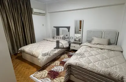 شقة - 3 غرف نوم - 2 حمامات للايجار في شارع عمارات رابعه - ارض الجولف - مصر الجديدة - القاهرة