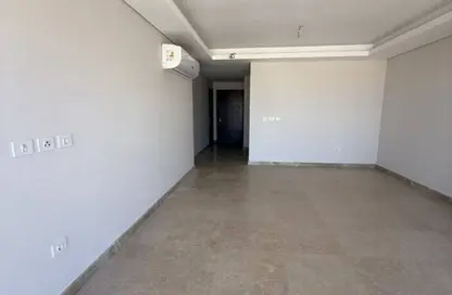 Apartment - 3 Bedrooms - 3 Bathrooms for sale in Park Side Residence - Zed Towers - Sheikh Zayed Compounds - Sheikh Zayed City - Giza