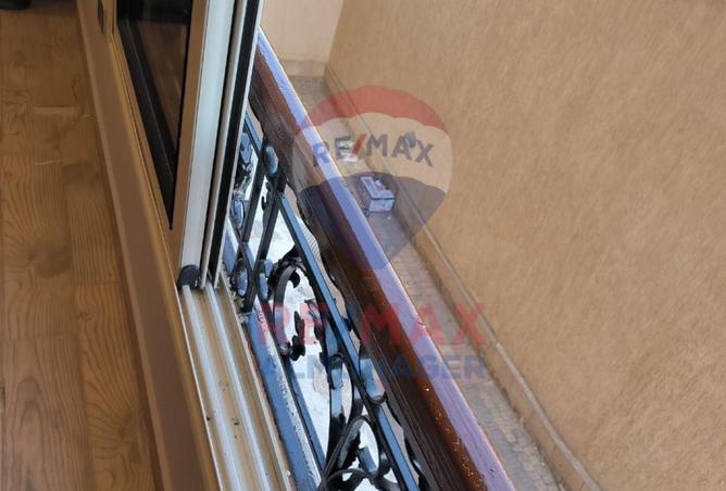 8318541 - Property Image 3