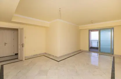 شقة - 3 غرف نوم - 4 حمامات للايجار في سان ستيفانو جراند بلازا - سان ستيفانو - حي شرق - الاسكندرية