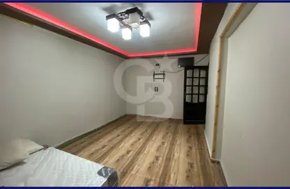 Apartment - 2 Bedrooms - 1 Bathroom for sale in Mogamaa Miami St. - Miami - Hay Awal El Montazah - Alexandria