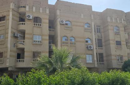 Apartment - 3 Bedrooms - 2 Bathrooms for sale in 1st Neighborhood - 3rd Area - Shorouk City - Cairo