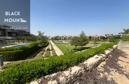 Villa - 5 Bedrooms - 6 Bathrooms for sale in New Giza - Cairo Alexandria Desert Road - 6 October City - Giza