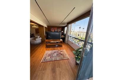 Apartment - 3 Bedrooms - 3 Bathrooms for sale in Hadayek Al Mohandessin - 4th District - Sheikh Zayed City - Giza