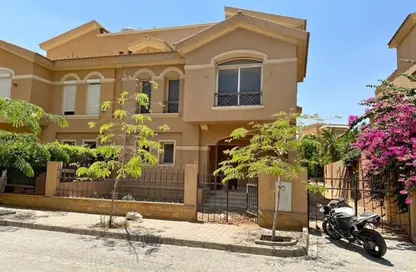 Townhouse - 4 Bedrooms - 4 Bathrooms for sale in Dyar - Ext North Inves Area - New Cairo City - Cairo