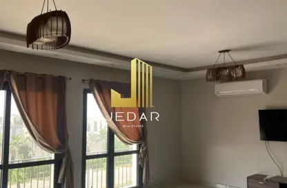 شقة - 3 غرف نوم - 3 حمامات للايجار في ذا كورت ياردز - كمبوندات الشيخ زايد - الشيخ زايد - الجيزة